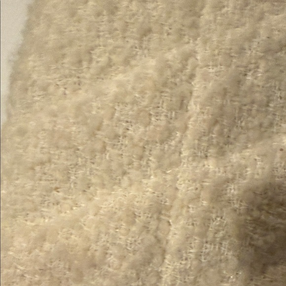 Yves Saint Laurent Cream Quilted Women Bag - Picture 7 of 14